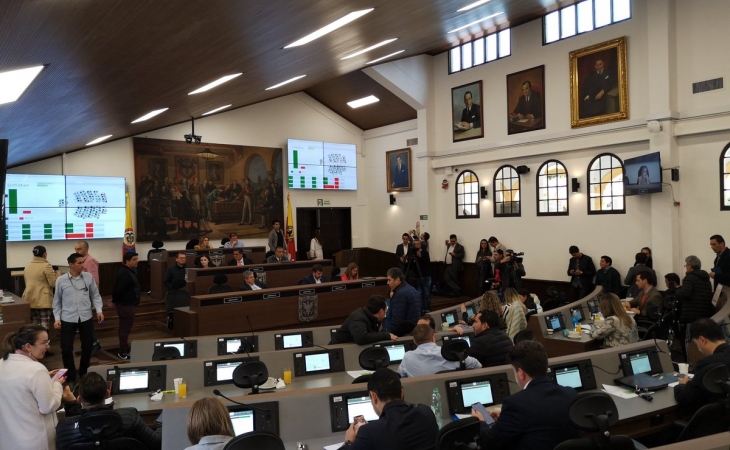 Se mantuvo en Concejo de Bogotá cuota de participación femenina 