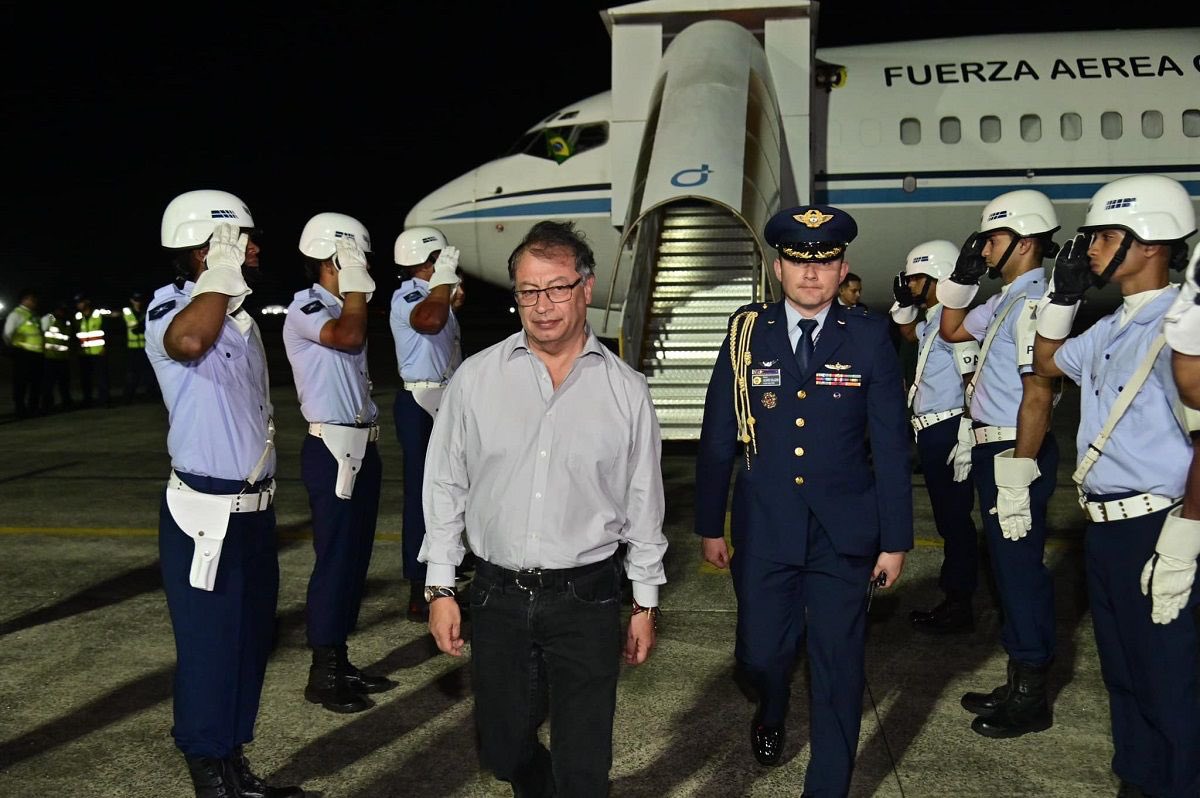 Presidente gastó más de 28 mil millones de pesos en 704 viajes: Cabal
